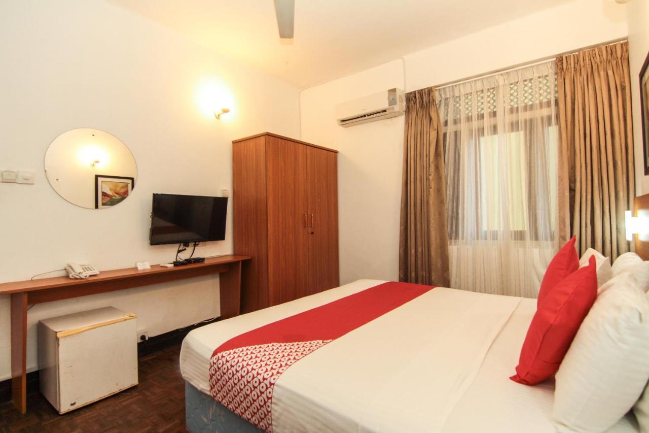 Tropic Inn - Mount Lavinia Watumulla Exterior photo