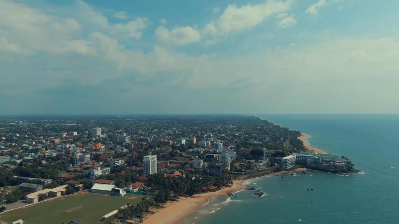 Tropic Inn - Mount Lavinia Watumulla Exterior photo